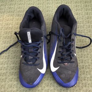 Nike vapor size 7.5